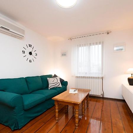 Bepa Apartment ซูเปตาร์ ภายนอก รูปภาพ