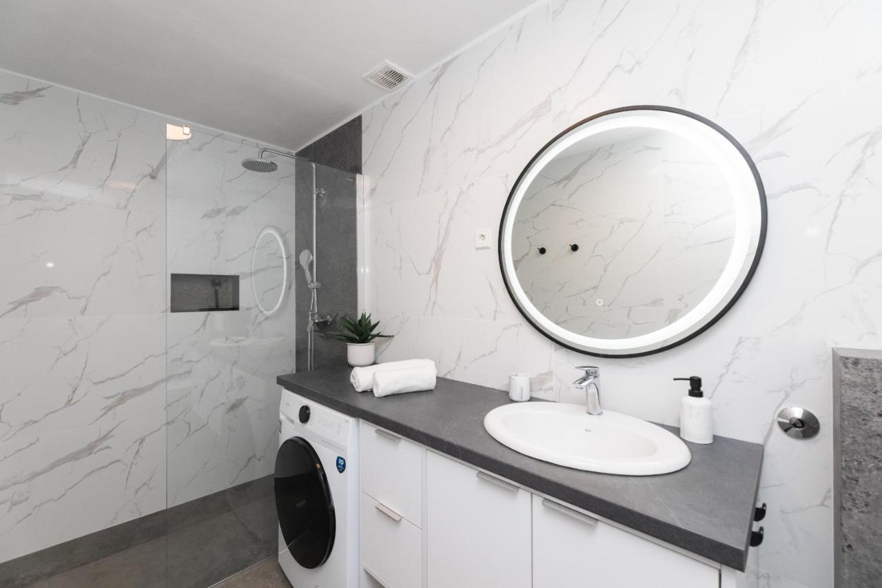 Bepa Apartment ซูเปตาร์ ภายนอก รูปภาพ