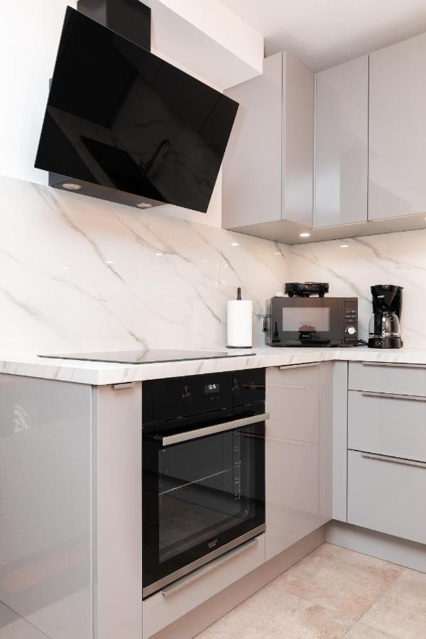 Bepa Apartment ซูเปตาร์ ภายนอก รูปภาพ